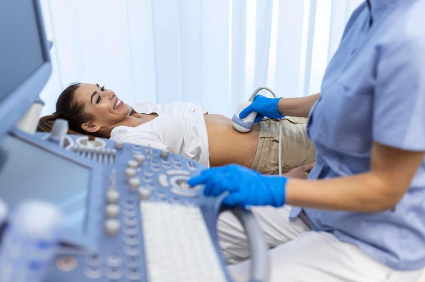 Диагностика фибромы: УЗИ с влагалищным датчиком позволяет точно определить размер и расположение узлов для выбора правильной тактики лечения в Израильском медицинском центре