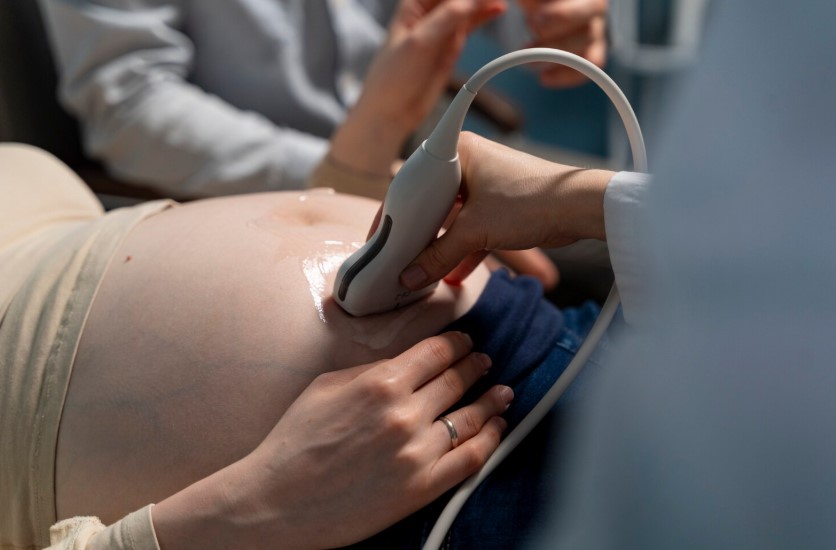 Лечение и наблюдение при многоводии (избытке околоплодных вод) во время беременности в Израильском медицинском центре в Ташкенте